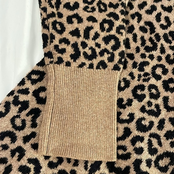 Cheetah top - Picture 3 of 5